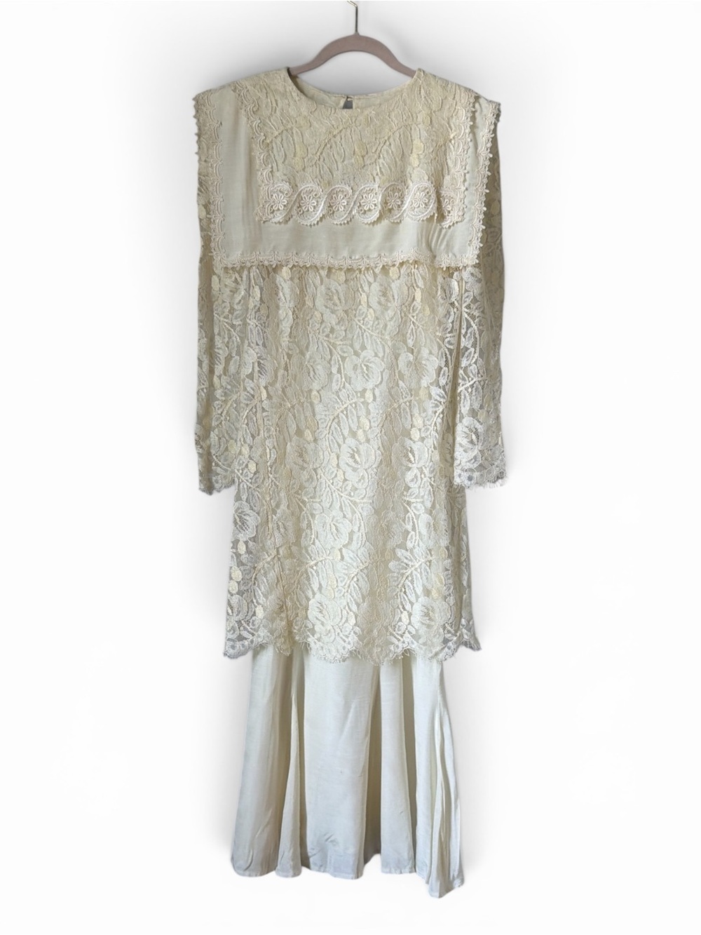 Vintage Delicate Cream Lace Long-Sleeve Maxi Dress Victorian Lacemade Size 4